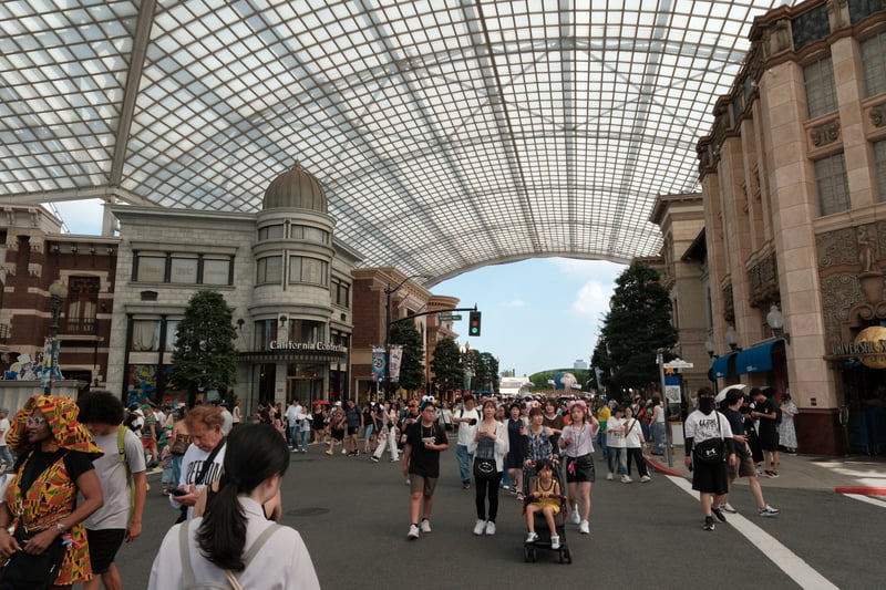 ガラス屋根のストリート
