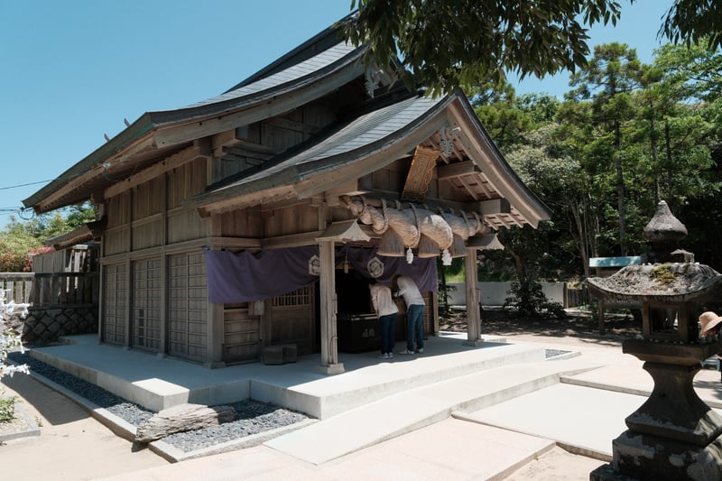 白兔神社の本殿