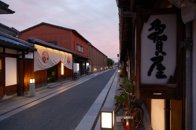夕暮れ時の倉敷美観地区